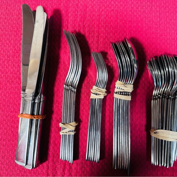 46 pc Vintage Stainless Steel Cutlery Set Flatware - Picture 2 of 4